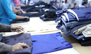 Quality-control-audit-in-sewing-for-trouser